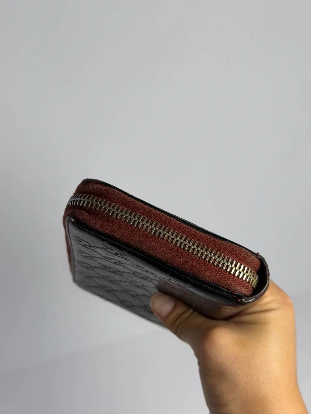 Gucci GG Guccissima Dark Oxblood Leather Zip Around Wallet Distressed Rare - Picture 6 of 14
